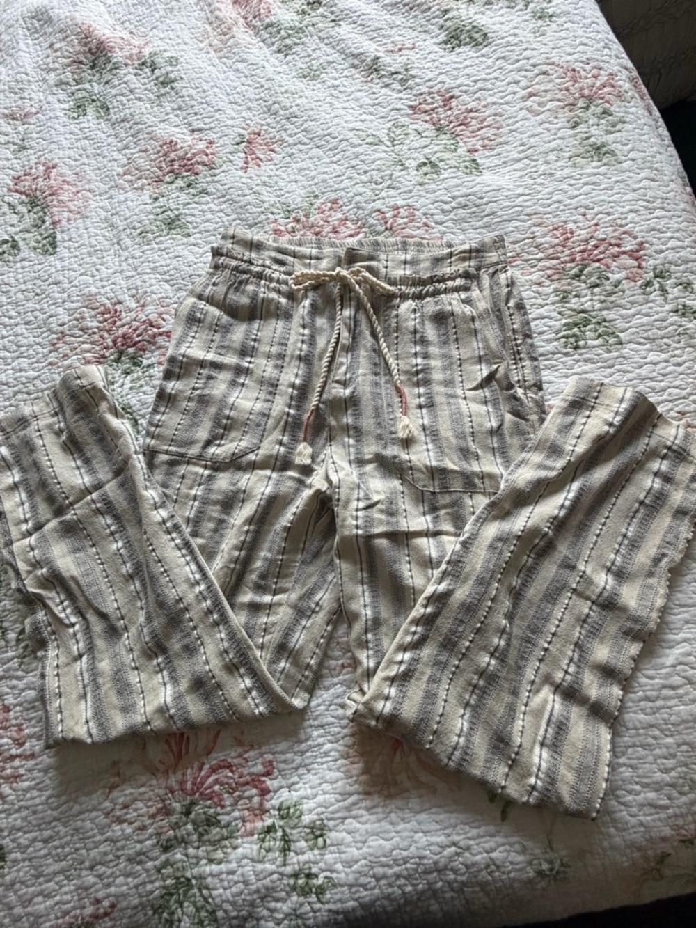 Mystree Cream & Gray Striped Drawstring Pants